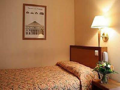 Pavillon Louvre Rivoli 3*